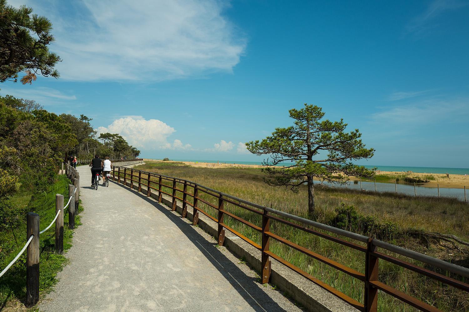 Castello Lägenhet Bibione Exteriör bild